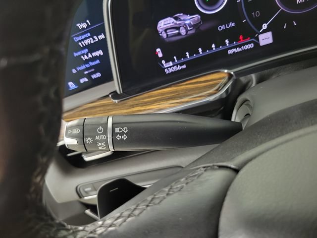Used 2021 Cadillac Escalade ESV Premium Luxury w/ Performance Package RWD image 30
