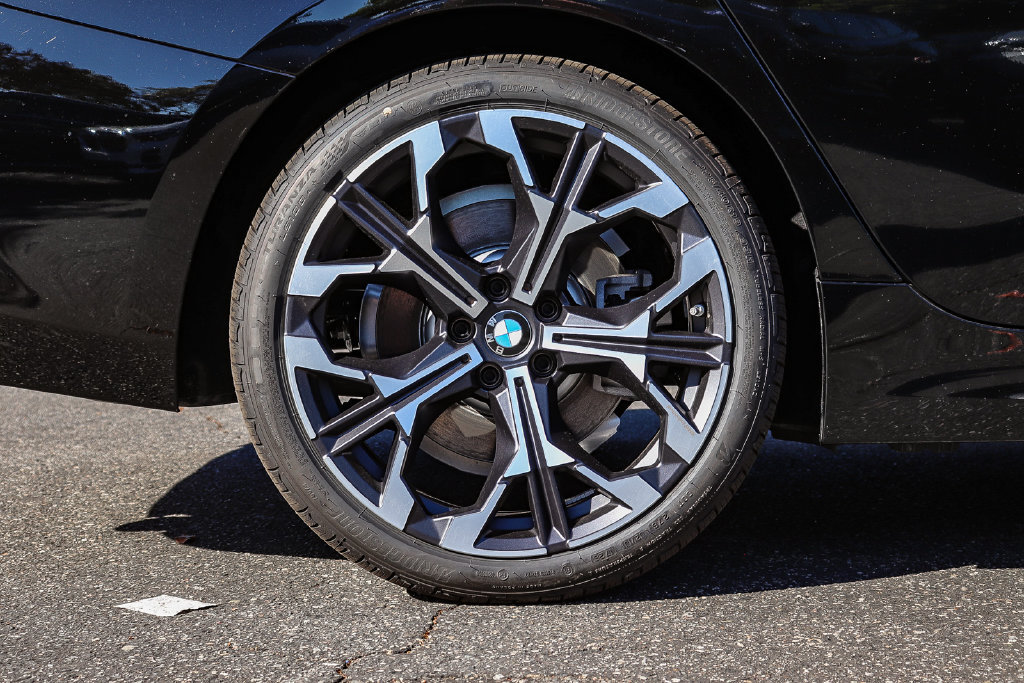 New 2026 BMW 330i Sedan w/ Convenience Package RWD image 8