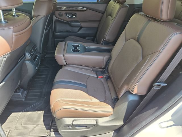 Used 2024 Honda Pilot Elite image 18