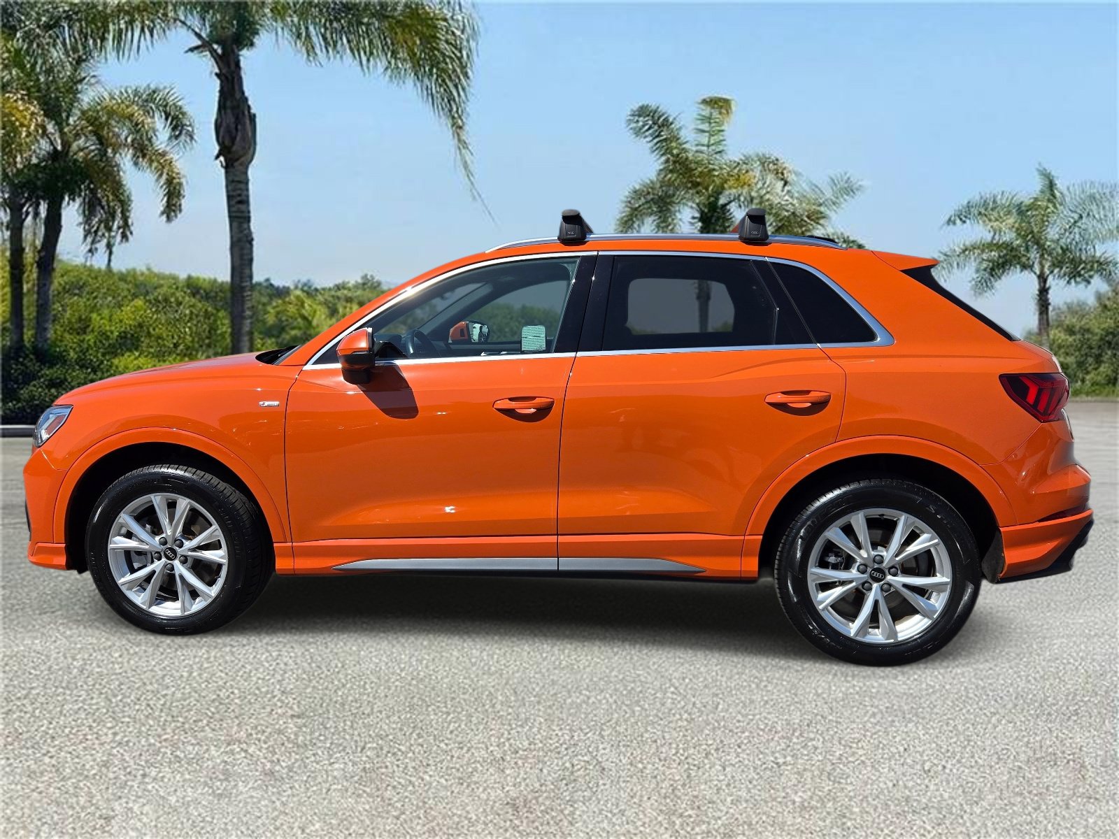Used 2022 Audi Q3 2.0T Premium Plus AWD/4WD image 2