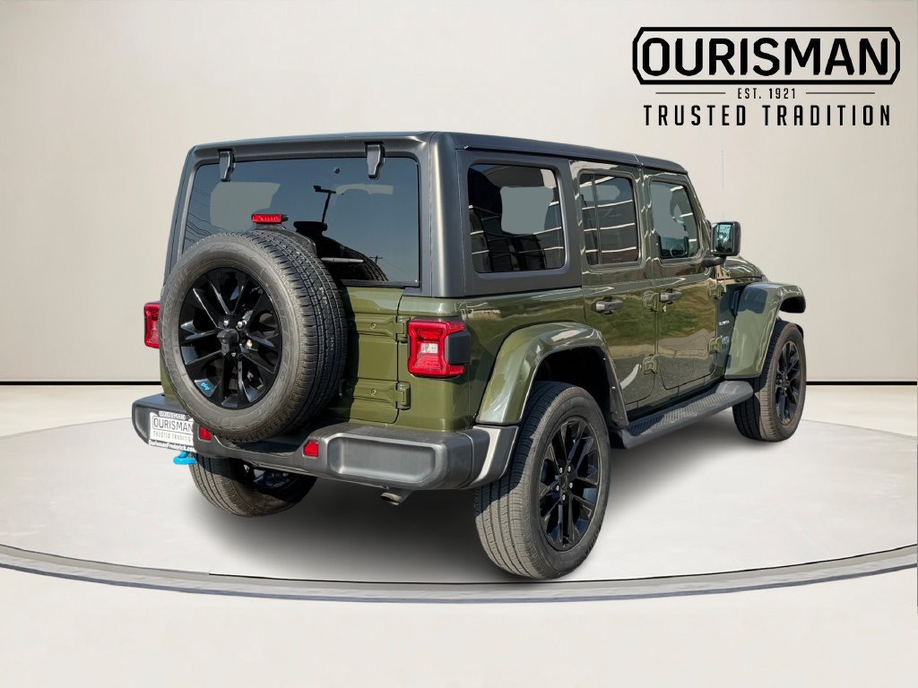 Used 2022 Jeep Wrangler Unlimited Sahara AWD/4WD image 7