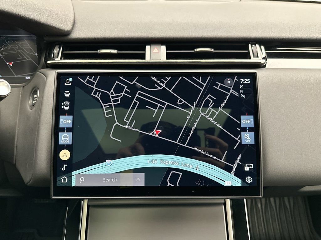 Certified 2026 Land Rover Range Rover Velar S AWD/4WD image 29