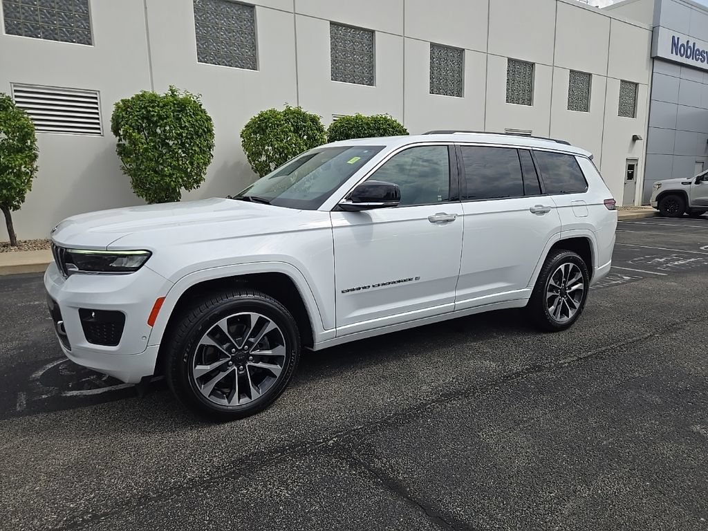 Used 2021 Jeep Grand Cherokee L Overland w/ Luxury Tech Group IV AWD/4WD image 63