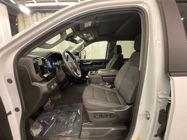 Used 2025 Chevrolet Silverado 2500 LT w/ Convenience Package AWD/4WD image 10