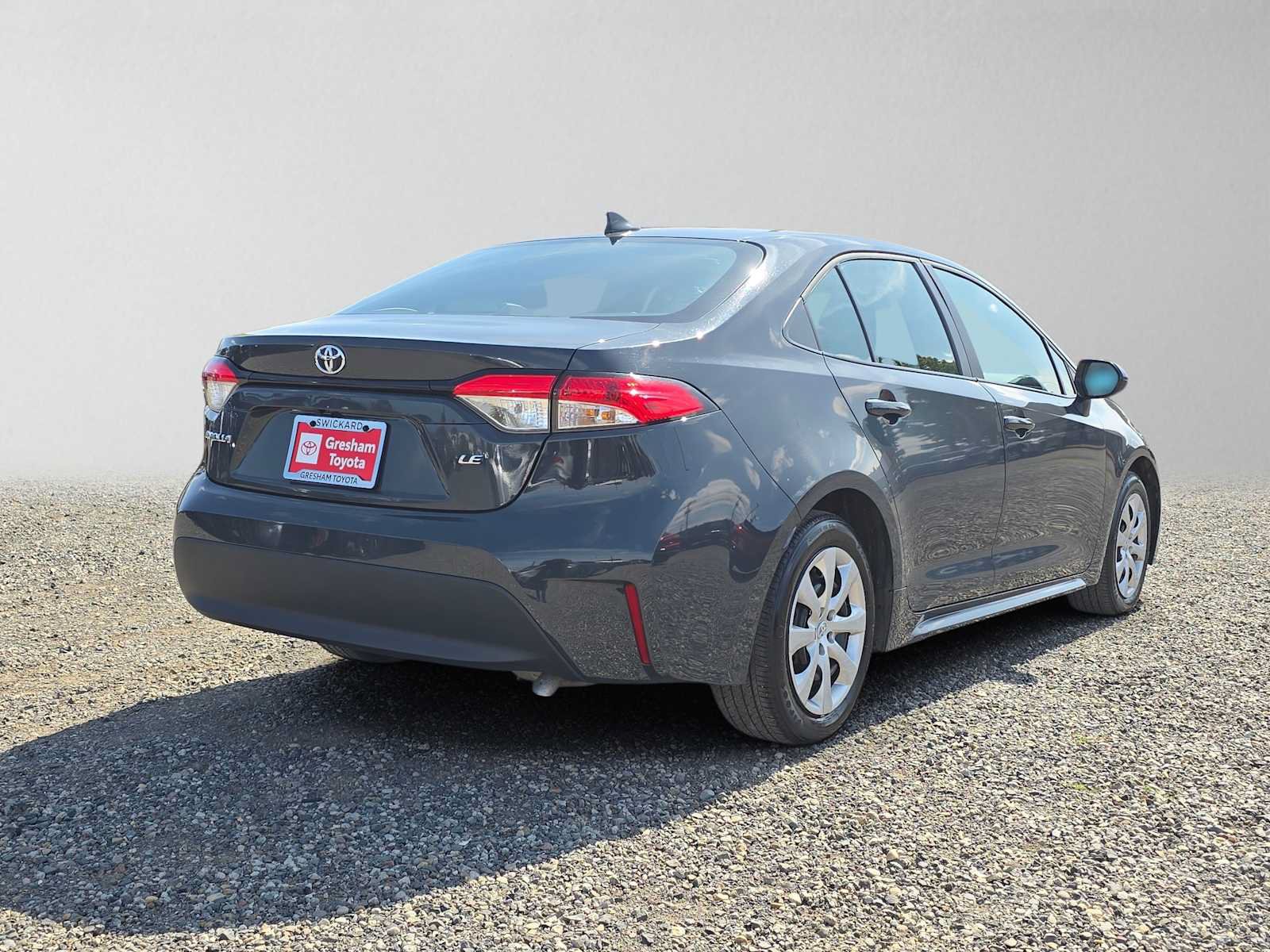 Certified 2025 Toyota Corolla LE FWD image 3