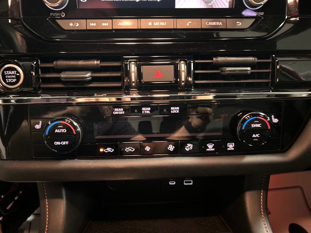Used 2024 Nissan Pathfinder Rock Creek AWD/4WD image 17