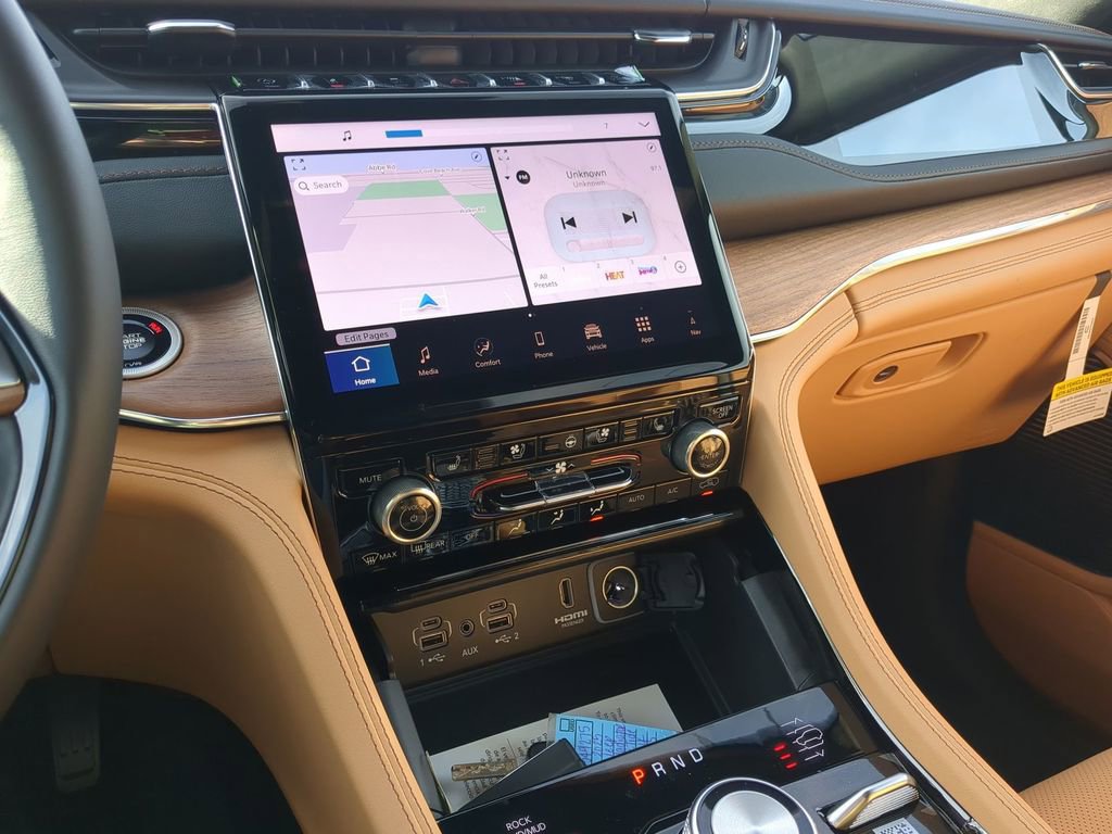 New 2025 Jeep Grand Cherokee L Summit image 18