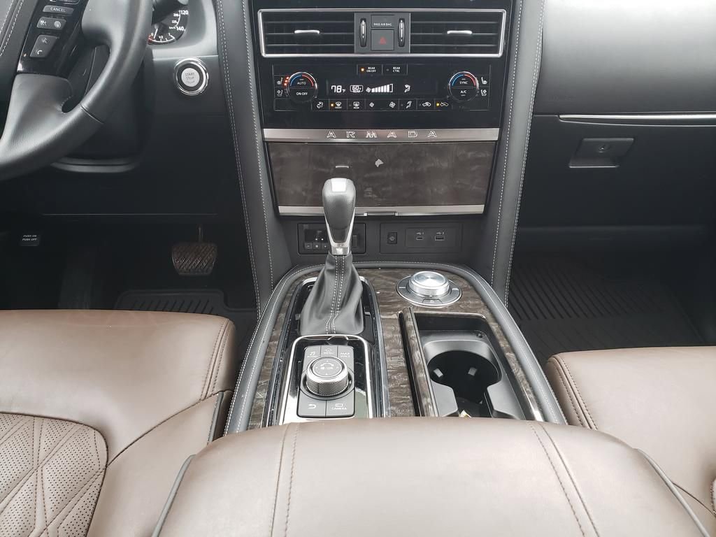 Used 2024 Nissan Armada Platinum w/ Captain's Chairs Package image 19