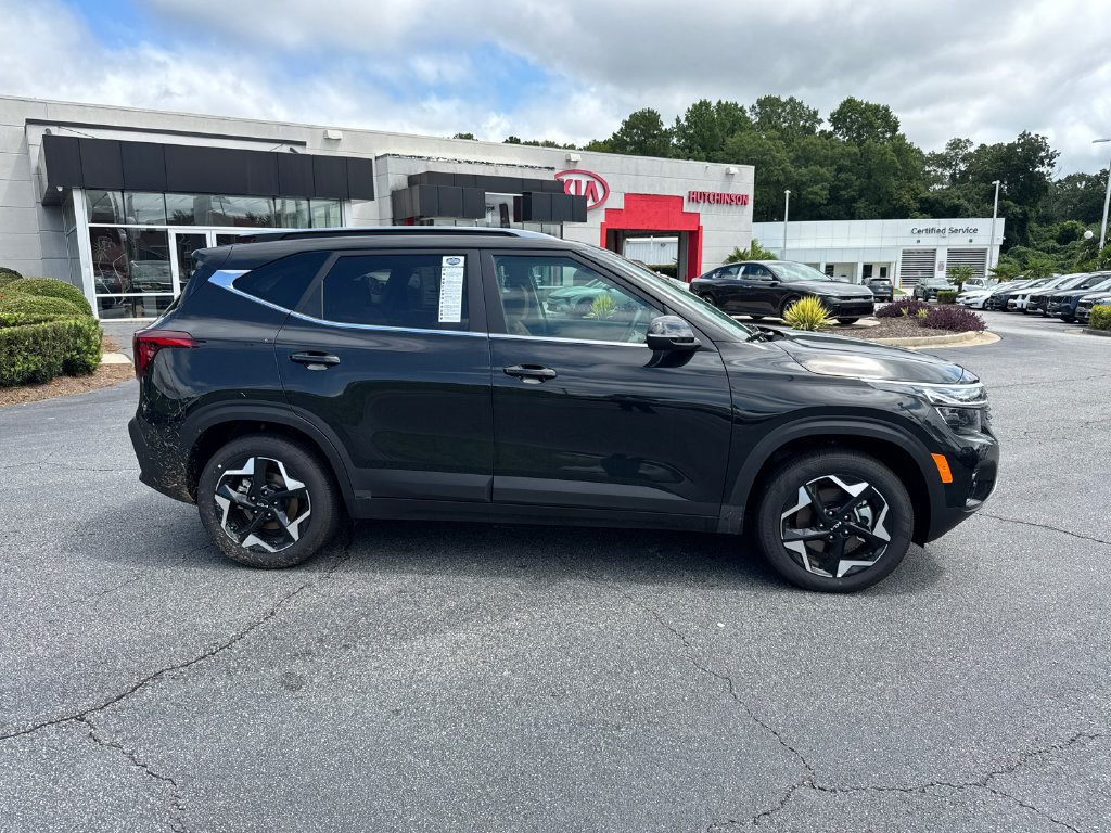New 2025 Kia Seltos EX w/ EX Sunroof Package AWD/4WD image 2