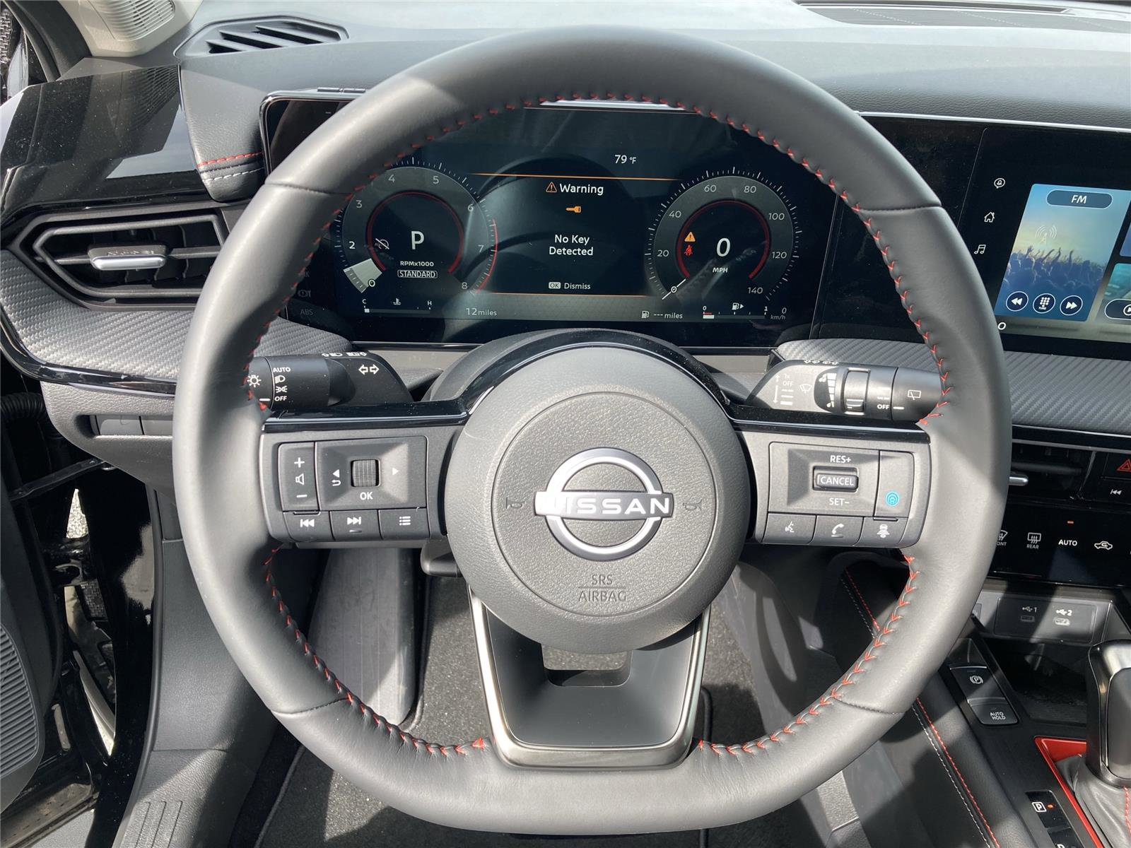 New 2025 Nissan Kicks SR image 13