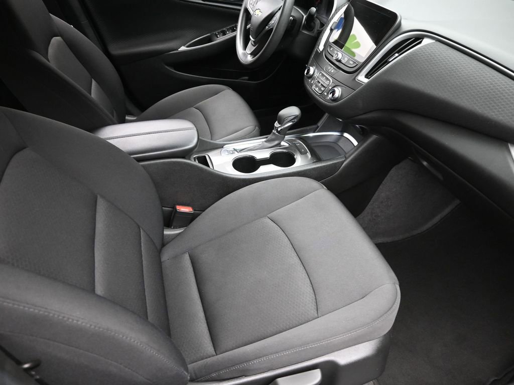 Used 2024 Chevrolet Malibu LT FWD image 7
