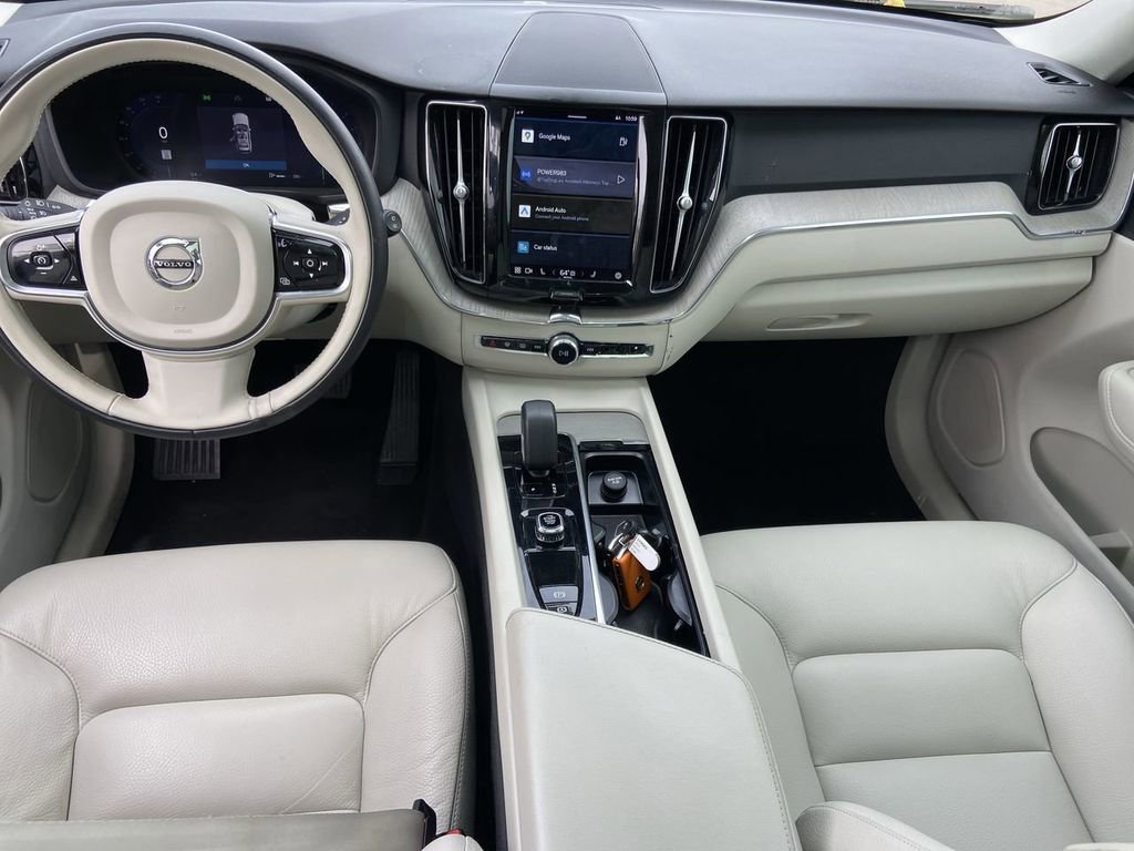 Used 2023 Volvo XC60 B5 Plus AWD/4WD image 17