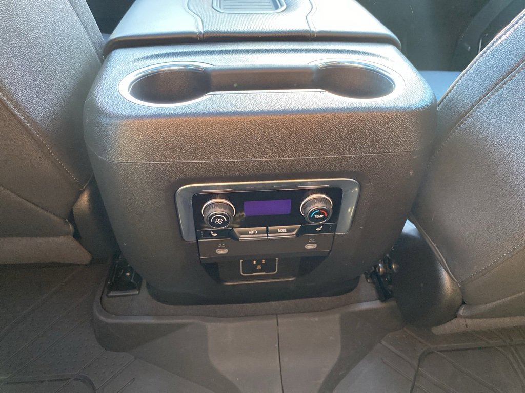 Used 2023 Chevrolet Tahoe Premier w/ Premium Package image 17