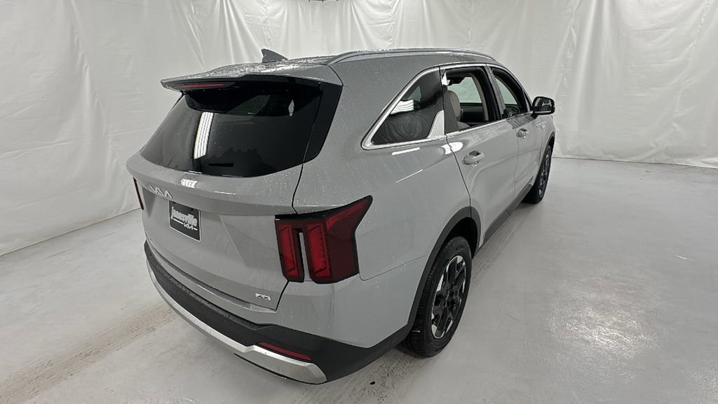 New 2026 Kia Sorento S image 3