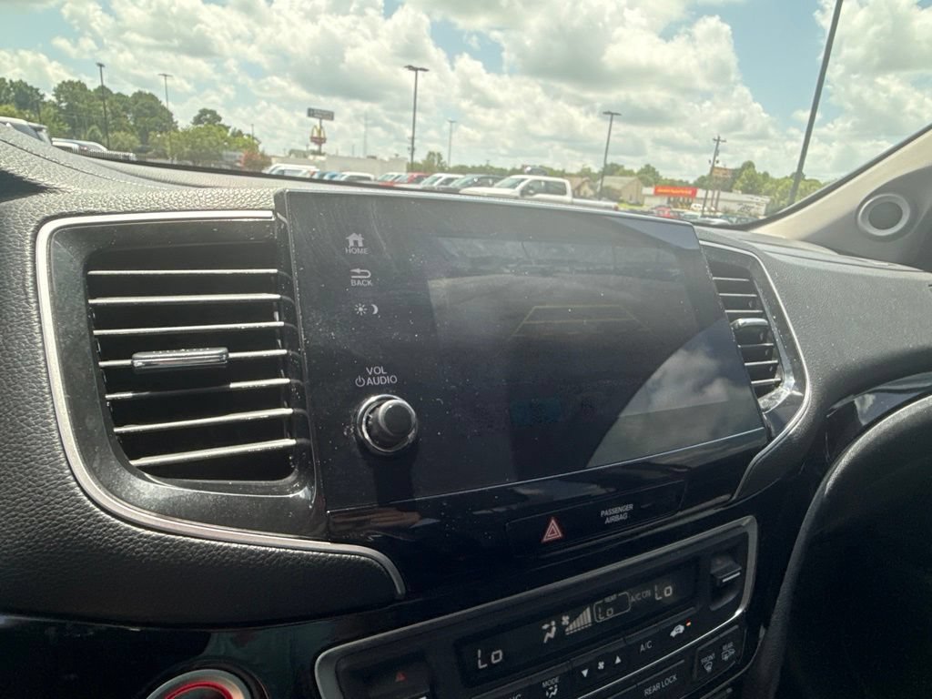 Used 2020 Honda Pilot Touring image 24