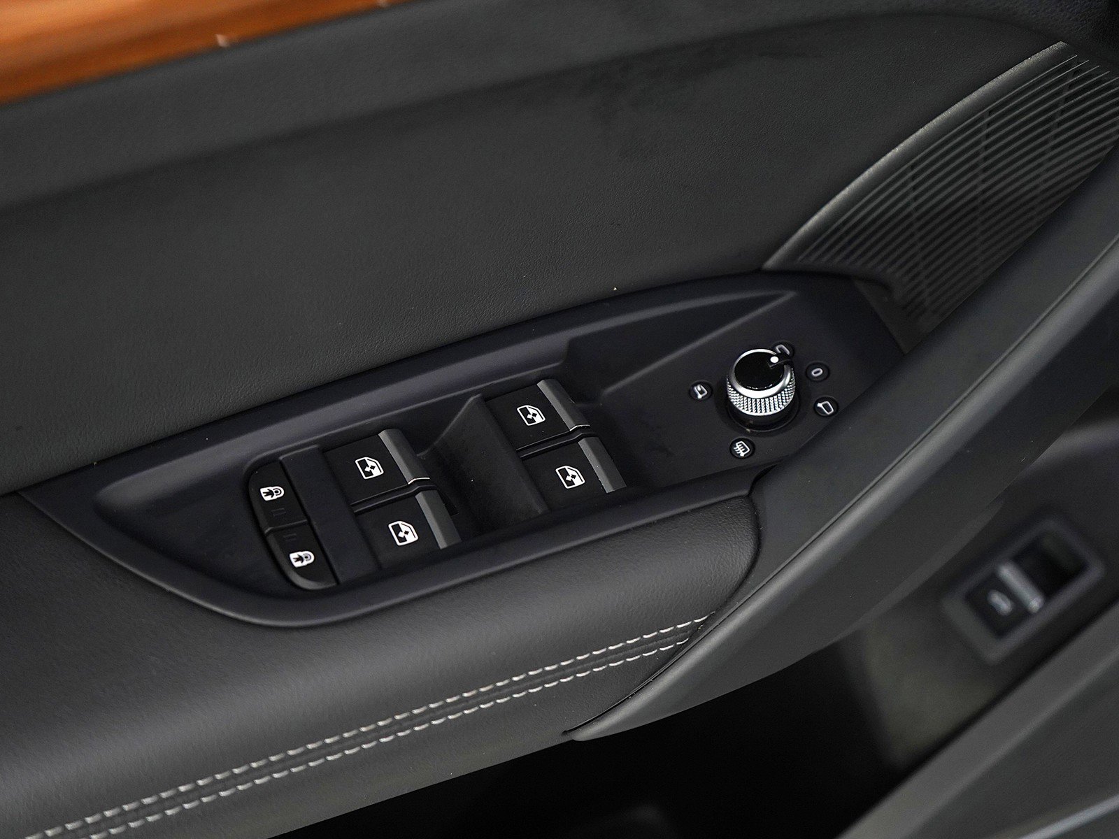 Used 2023 Audi Q5 2.0T Premium Plus w/ Premium Plus Package image 21