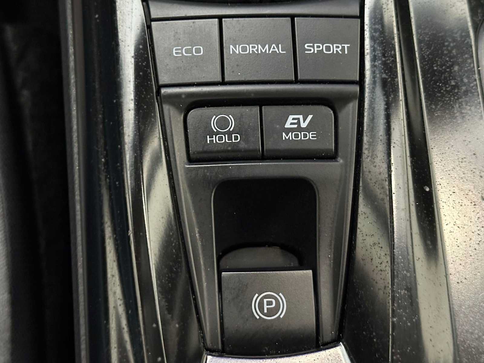 Certified 2025 Toyota Camry LE AWD/4WD image 18