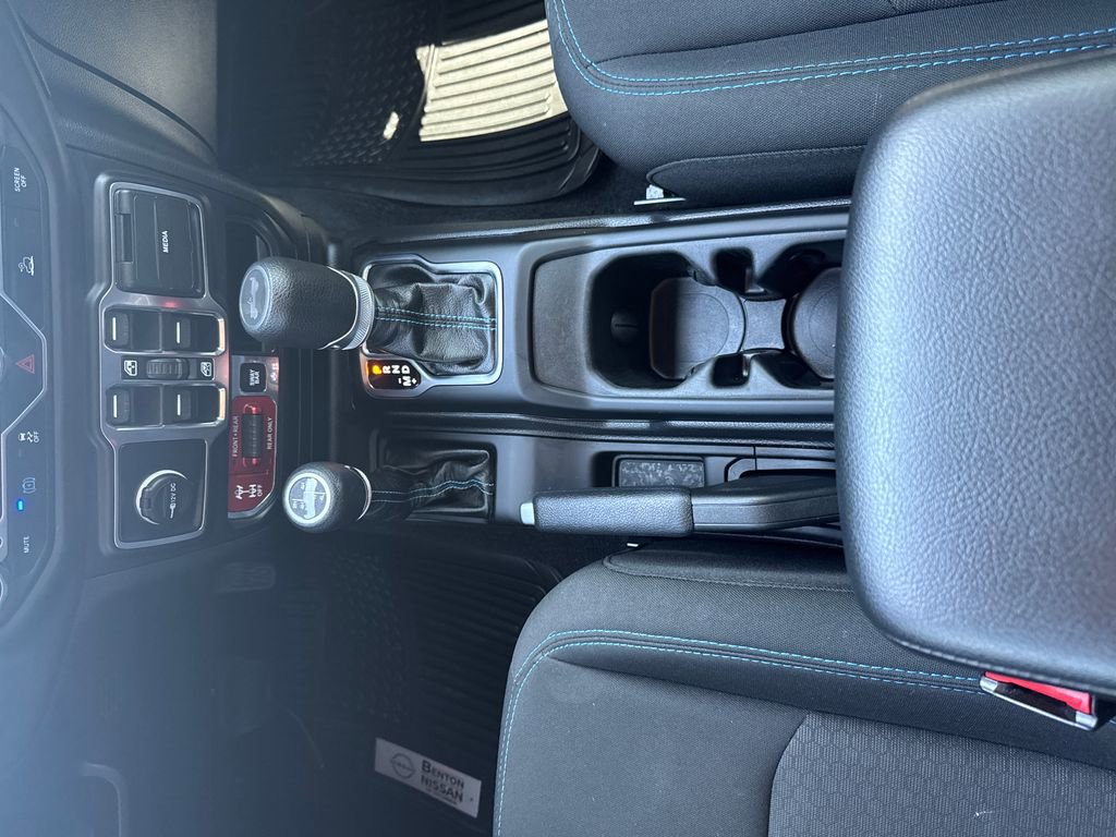 Used 2023 Jeep Wrangler Unlimited Rubicon 4xe image 29