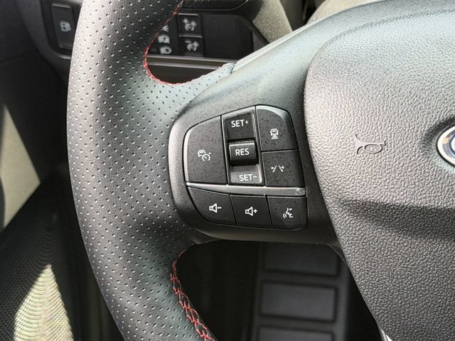Used 2025 Ford Escape ST-Line w/ Equipment Group 301A FWD image 14
