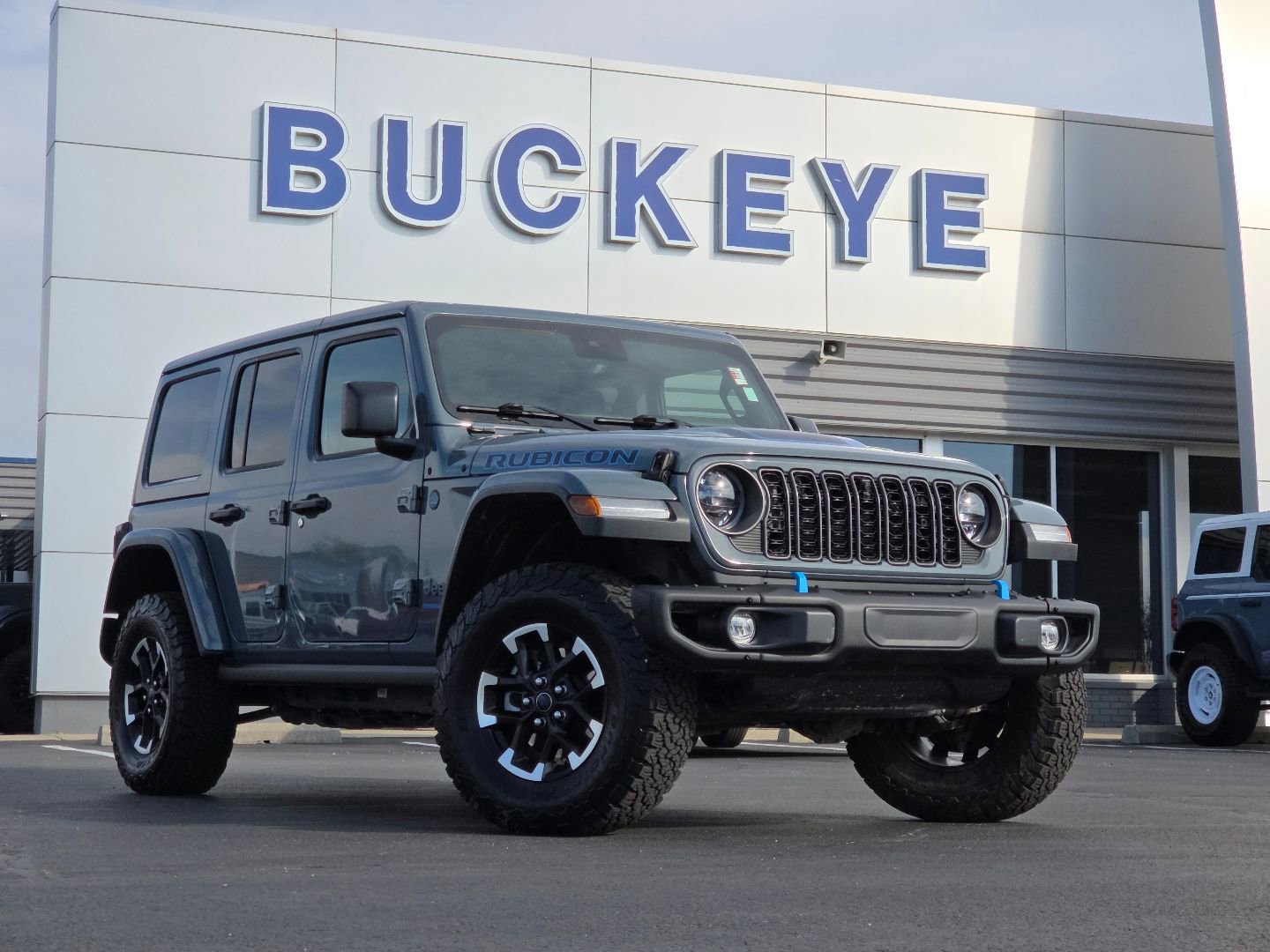 Used 2024 Jeep Wrangler Unlimited Rubicon 4xe image 2