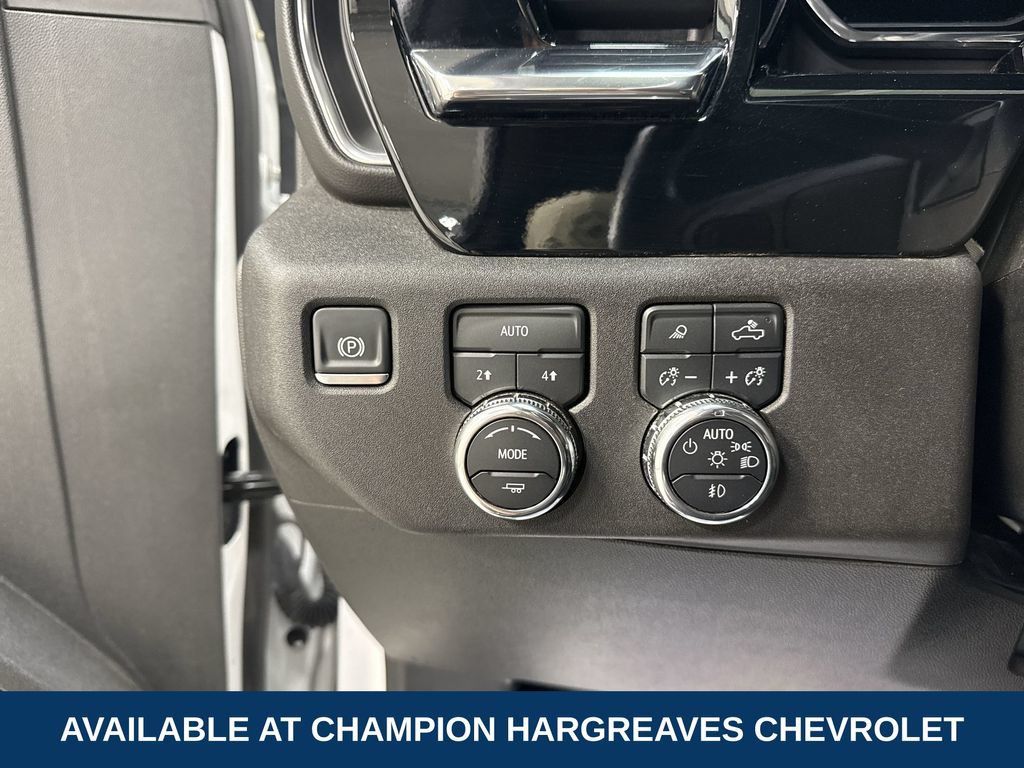 Used 2025 GMC Sierra 1500 SLT AWD/4WD image 23