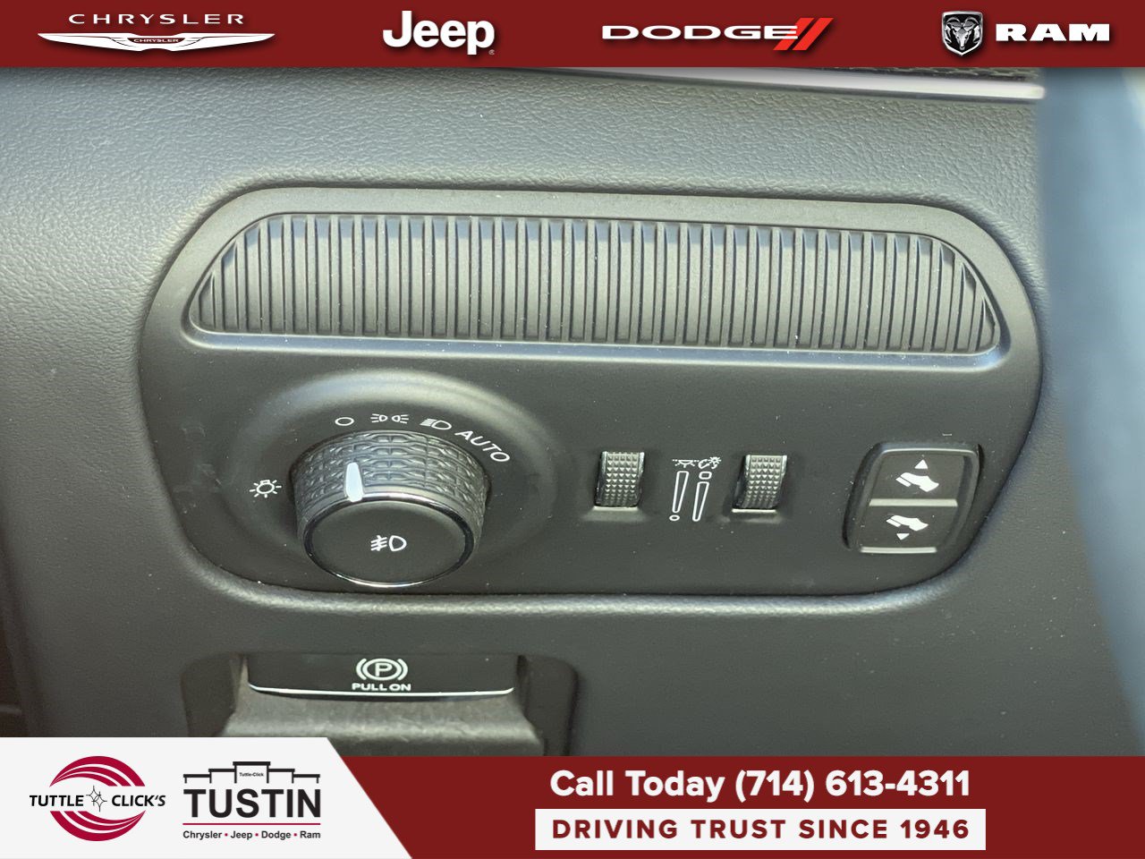 Used 2024 Jeep Grand Wagoneer L Series II w/ Quick Order Packagew 28T AWD/4WD image 31