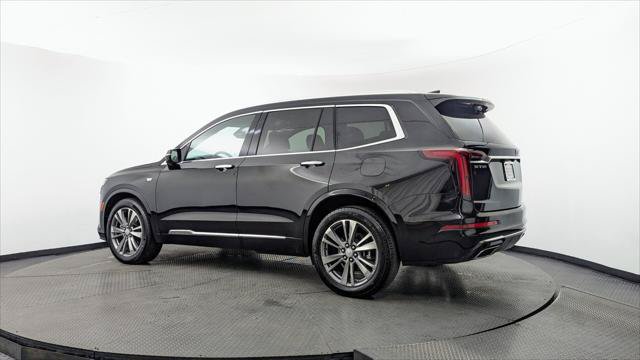 Used 2025 Cadillac XT6 Premium Luxury FWD image 6