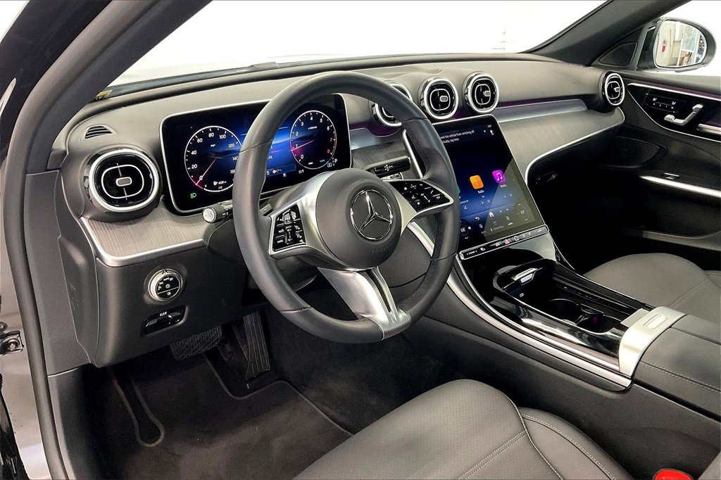 Used 2025 Mercedes-Benz C 300 Sedan image 17