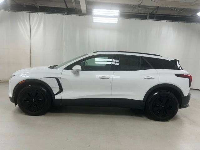 Used 2026 Chevrolet Blazer EV LT AWD/4WD image 8
