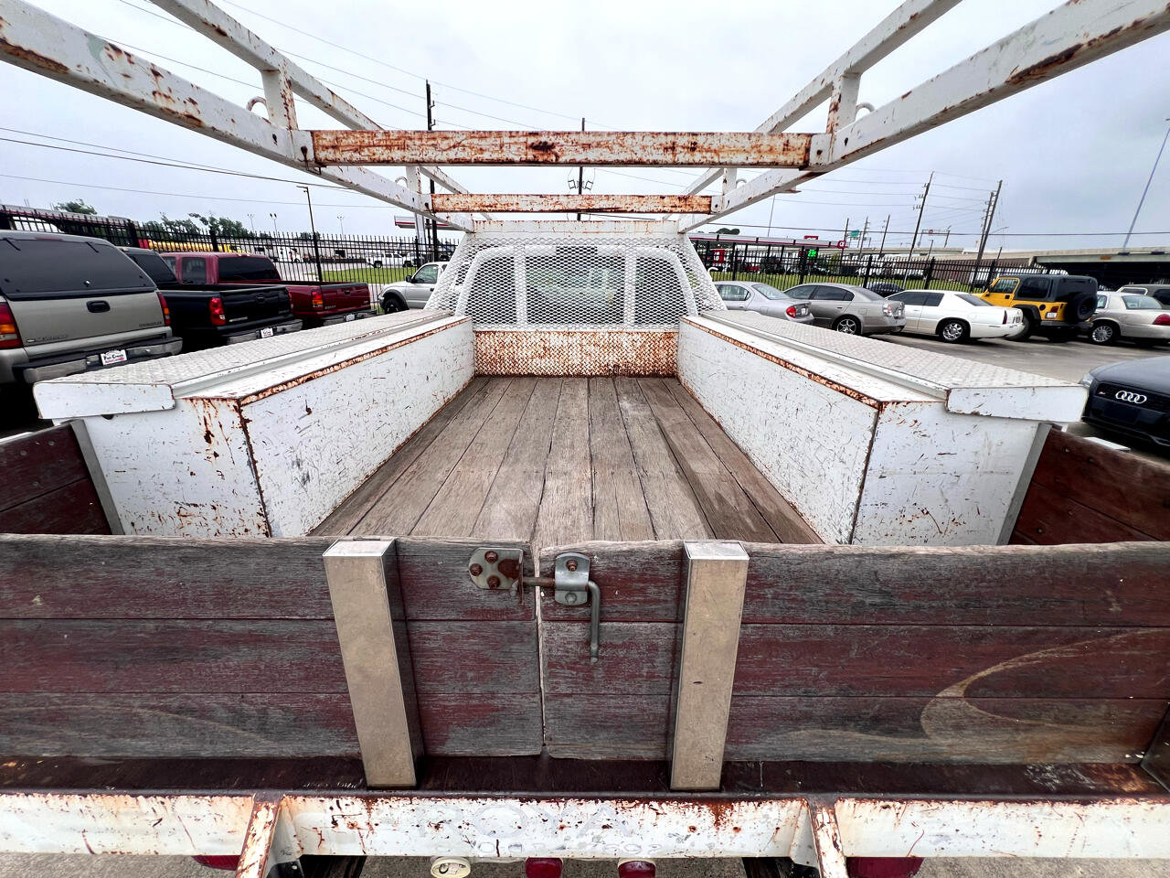 Used 2001 Ford F350 XL image 32