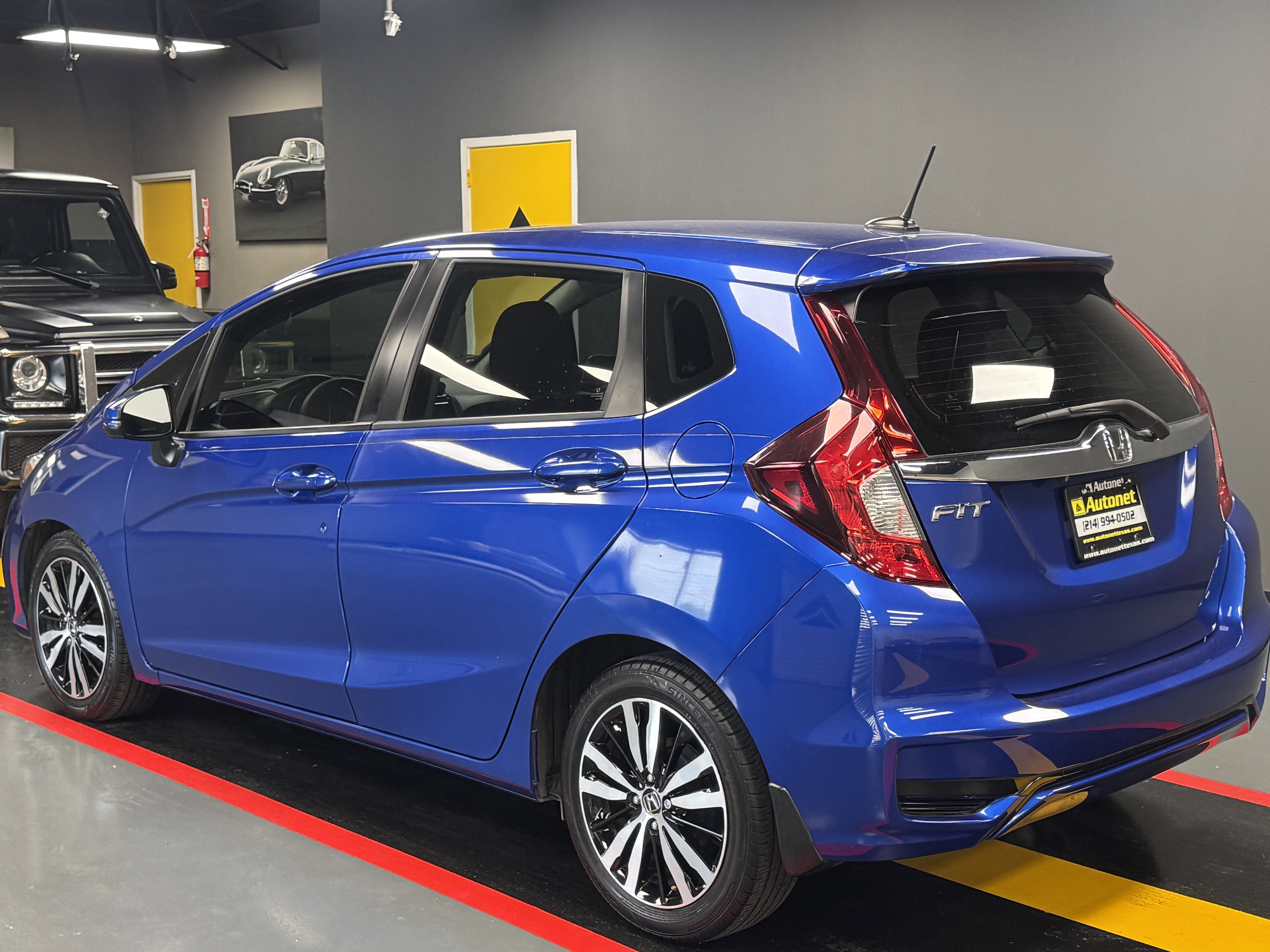 Used 2019 Honda Fit EX image 4