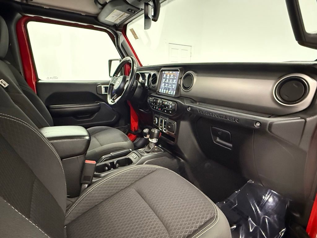 Used 2021 Jeep Wrangler Sport image 15