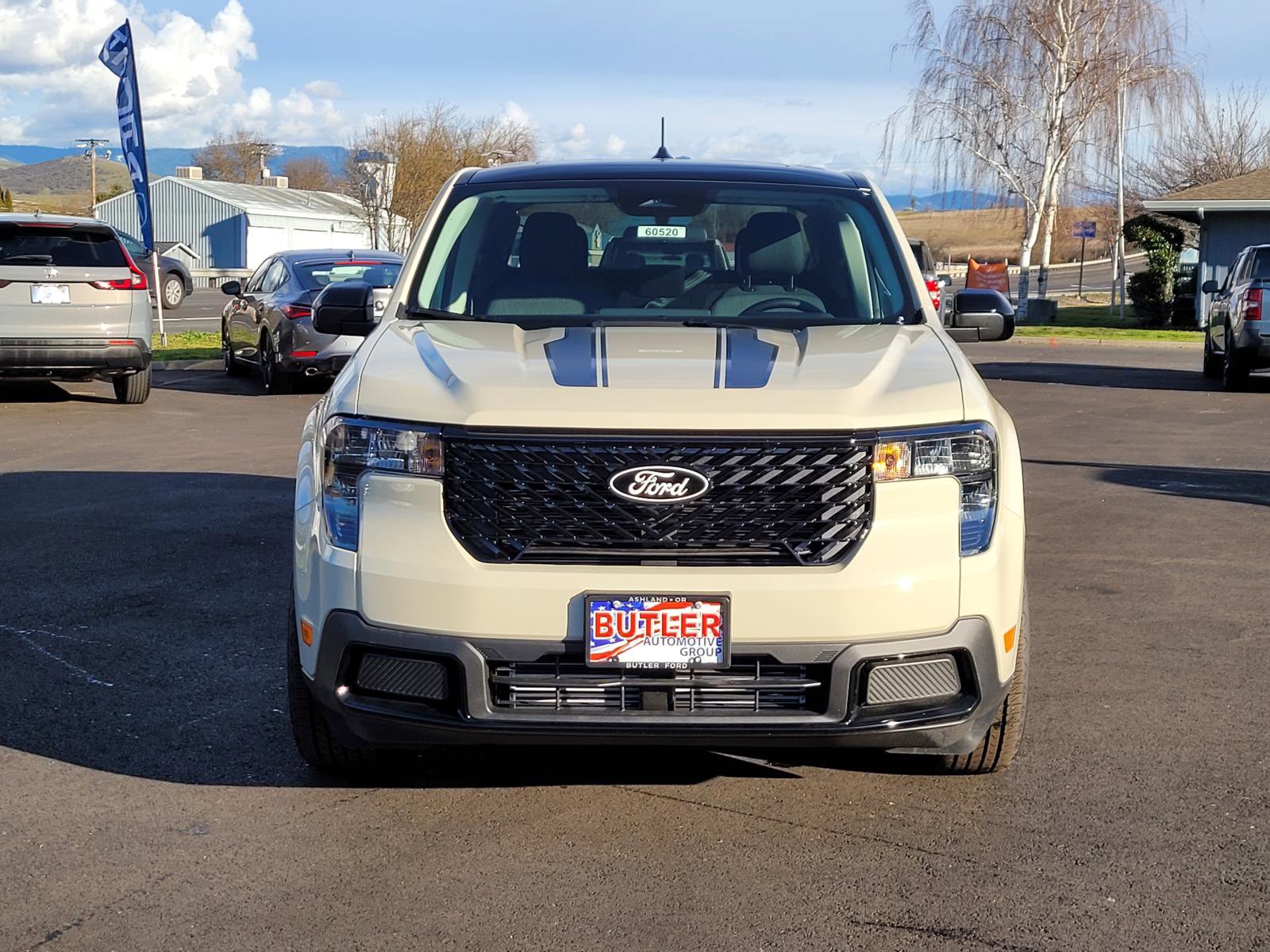 New 2025 Ford Maverick XLT w/ XLT Luxury Package AWD/4WD image 2