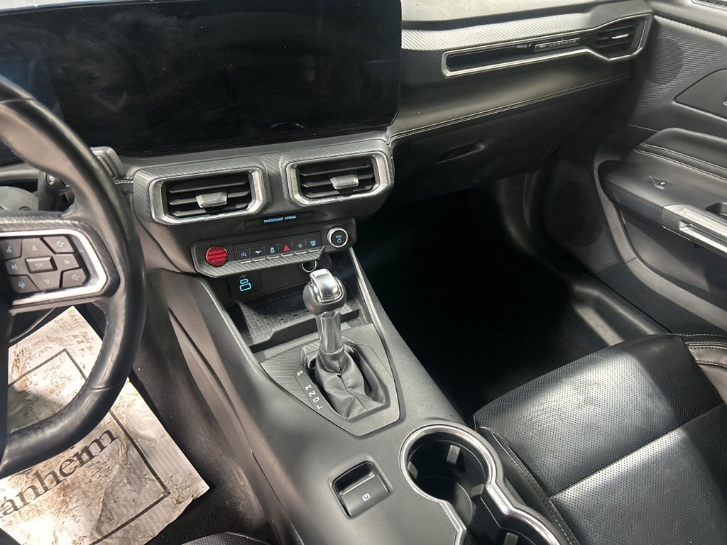Used 2024 Ford Mustang Premium image 4