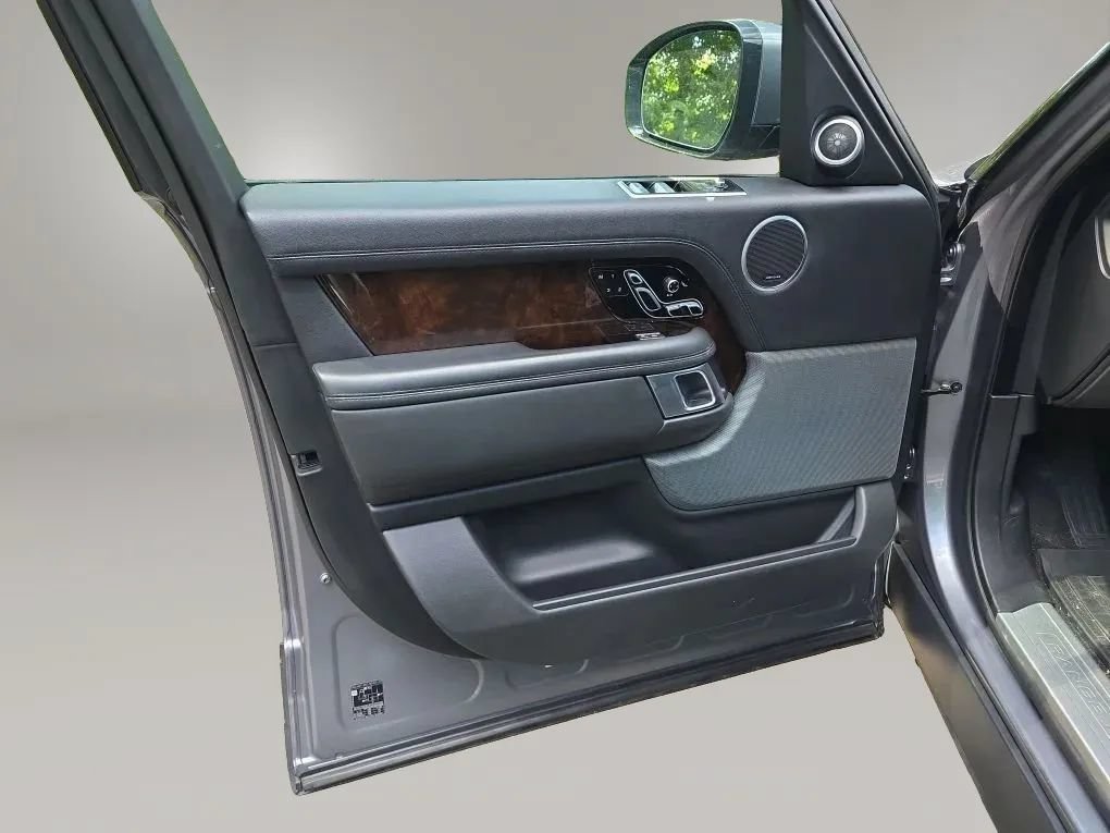 Used 2020 Land Rover Range Rover HSE AWD/4WD image 38