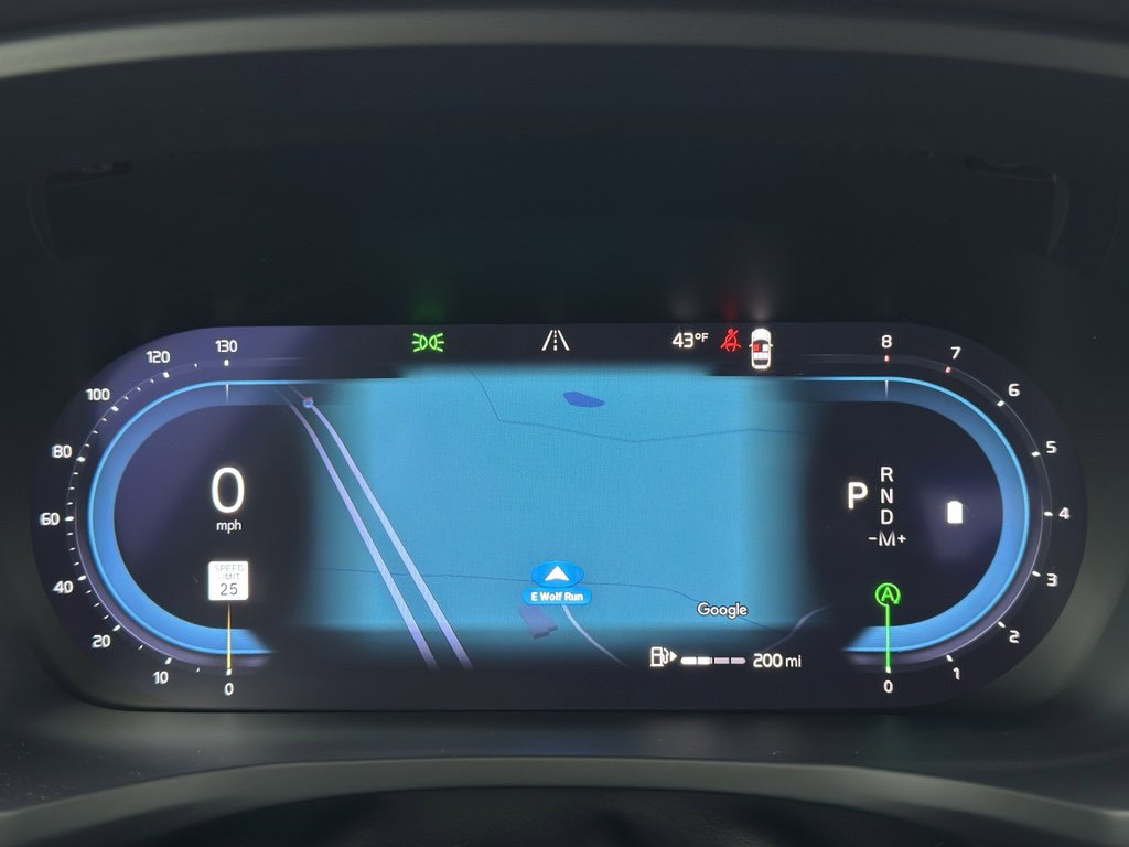 Used 2024 Volvo S60 B5 Plus w/ Climate Package image 33