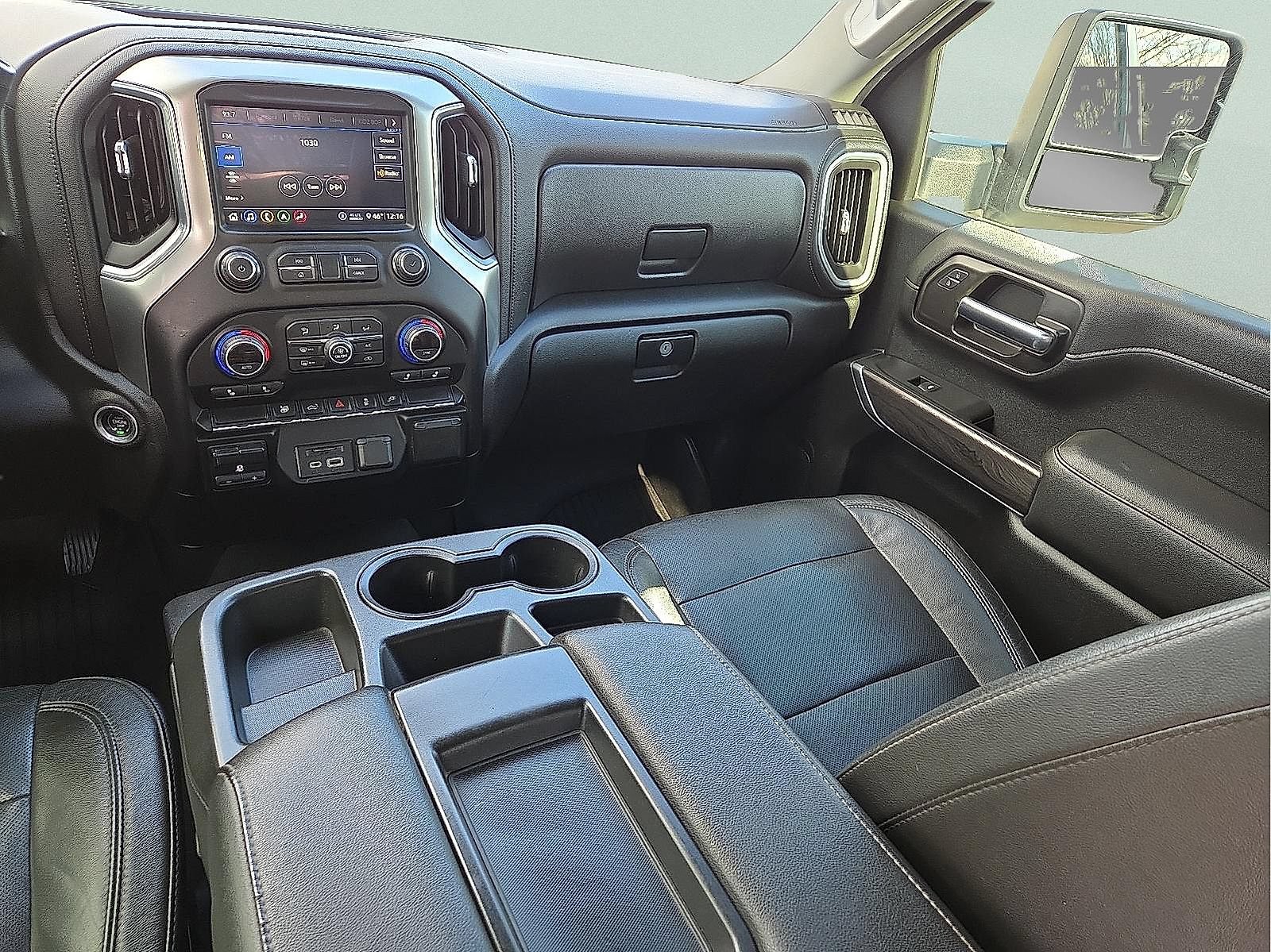 Used 2020 Chevrolet Silverado 3500 LTZ AWD/4WD image 12