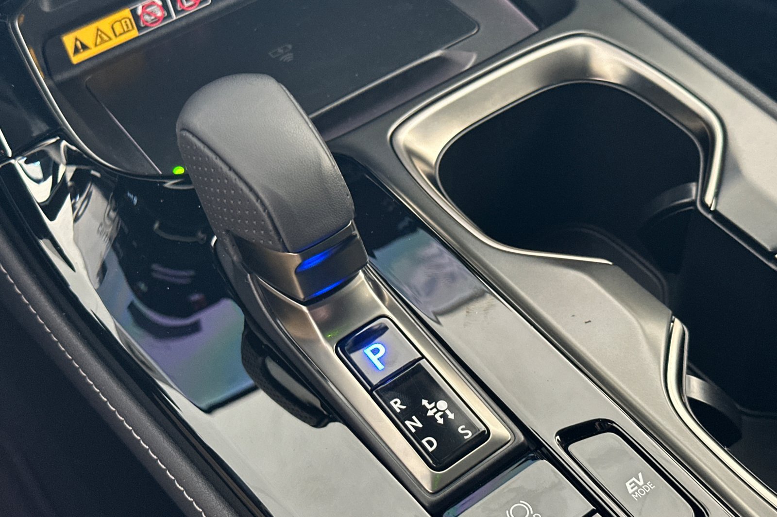 Certified 2026 Lexus NX 350h F Sport w/ Accessory Package (2T) AWD/4WD image 18