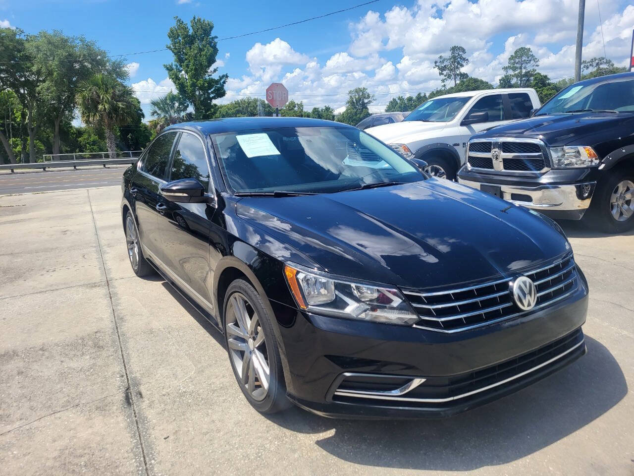 Used 2016 Volkswagen Passat 1.8T SE FWD image 7