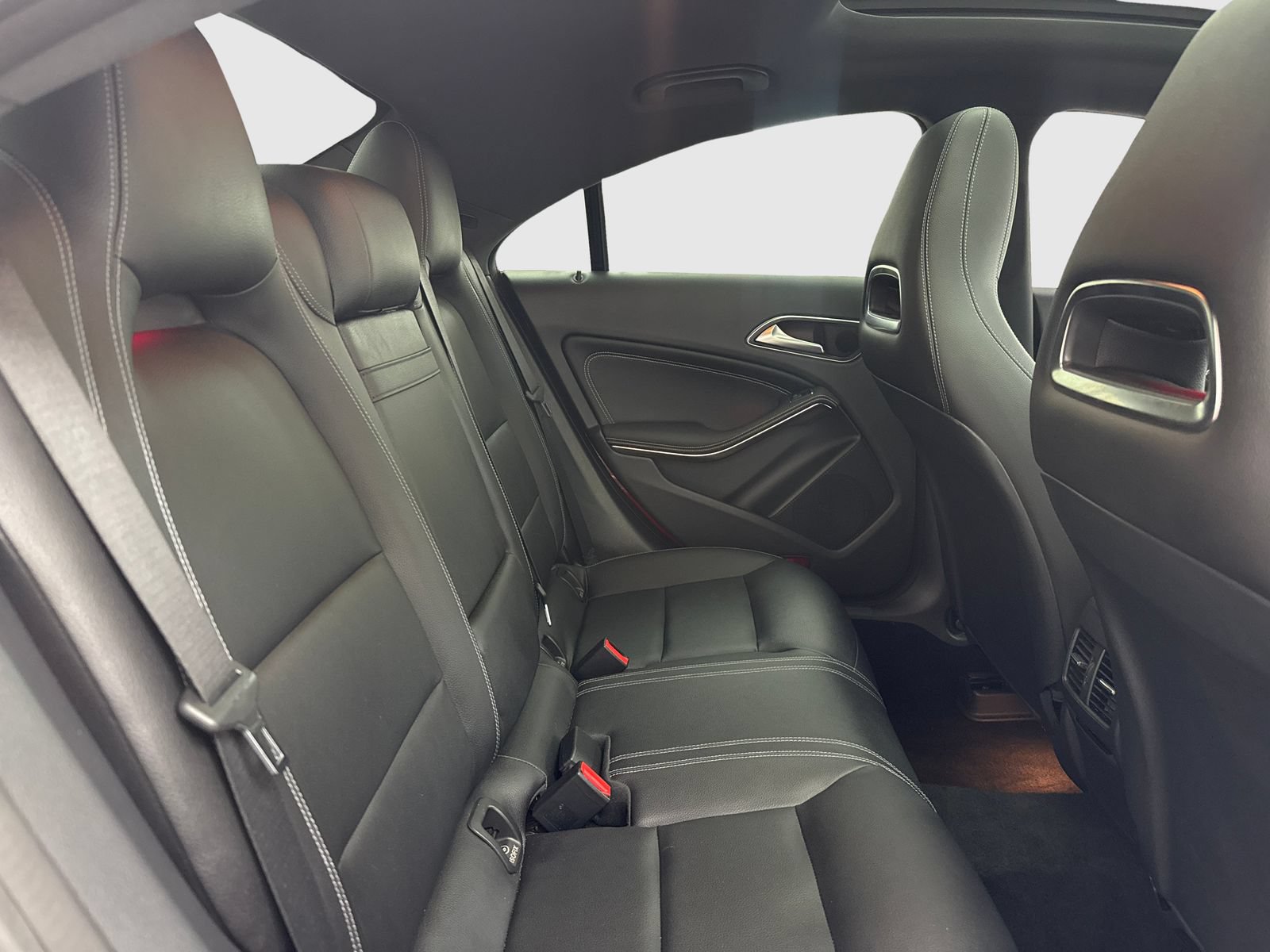 Used 2019 Mercedes-Benz CLA 250 image 44