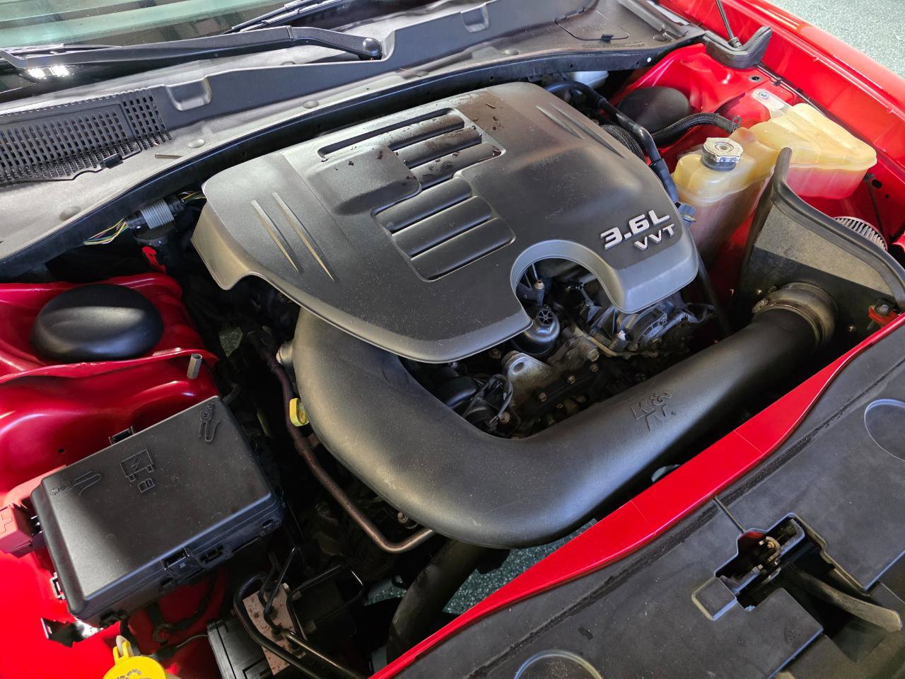 Used 2014 Dodge Charger SXT image 39