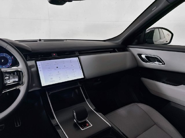 New 2026 Land Rover Range Rover Velar Belgravia AWD/4WD image 26