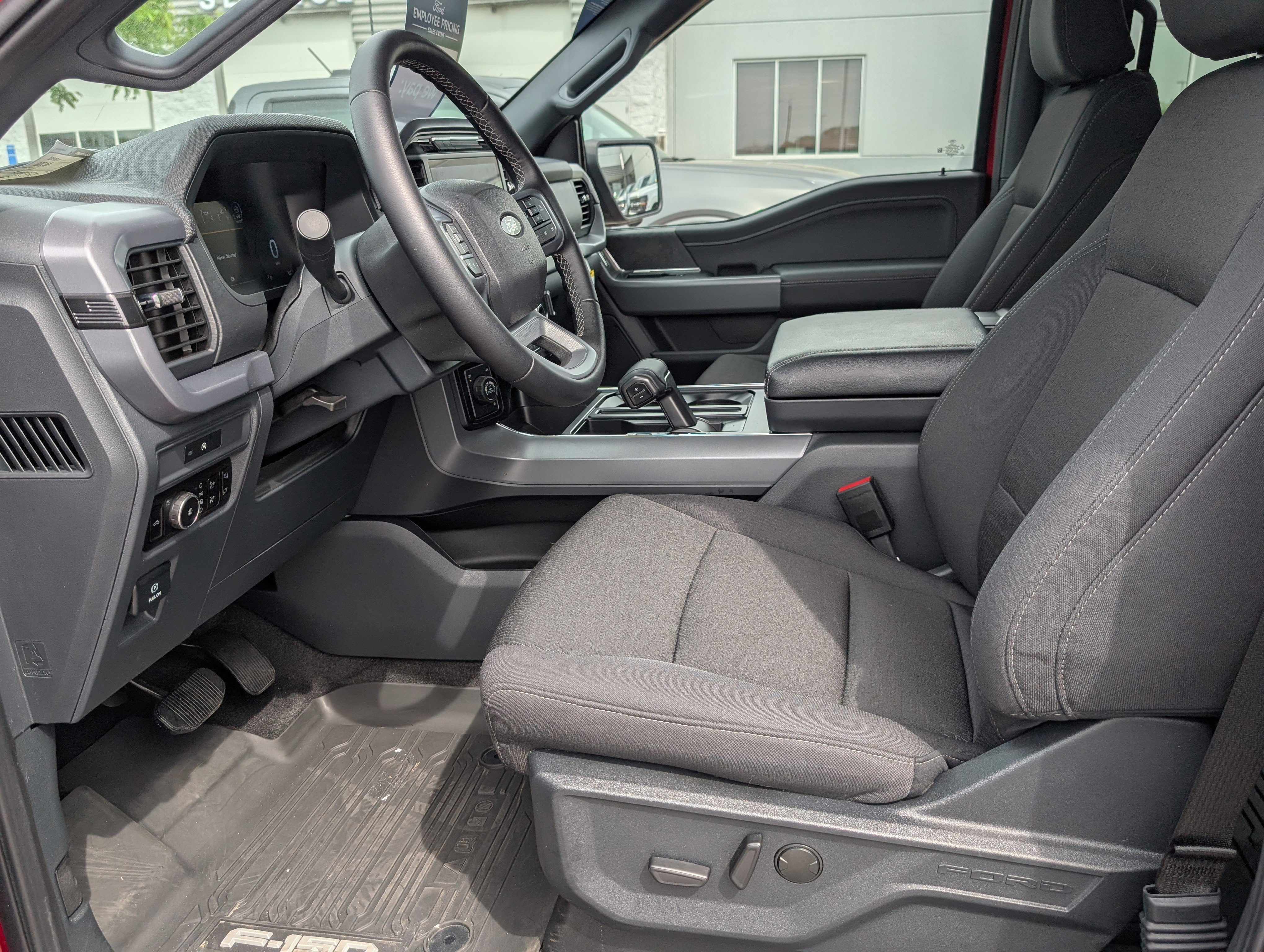 New 2025 Ford F150 XLT w/ Equipment Group 302A MID image 17