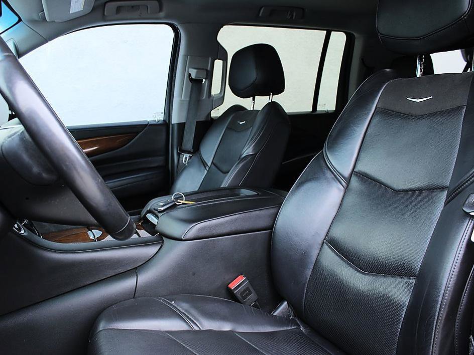 Used 2019 Cadillac Escalade ESV 2WD image 12