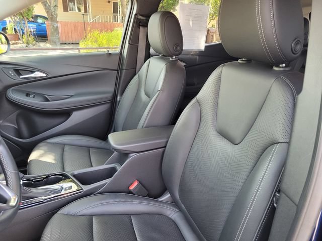 Used 2023 Buick Encore GX Essence w/ Experience Buick Package FWD image 25