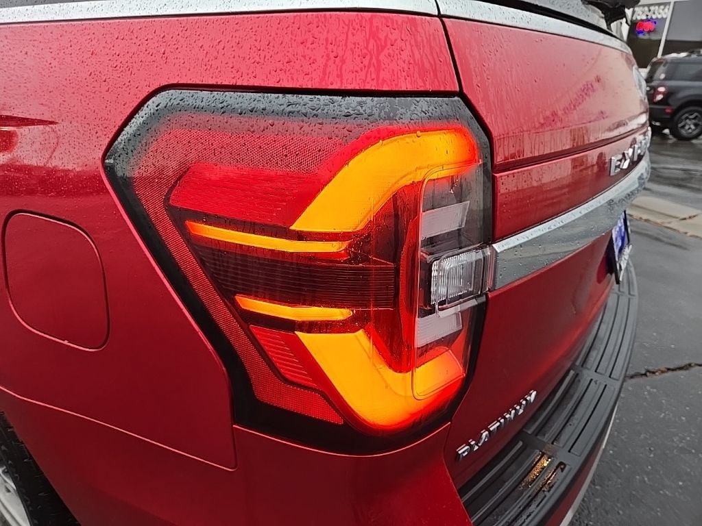 Used 2022 Ford Expedition Platinum AWD/4WD image 36