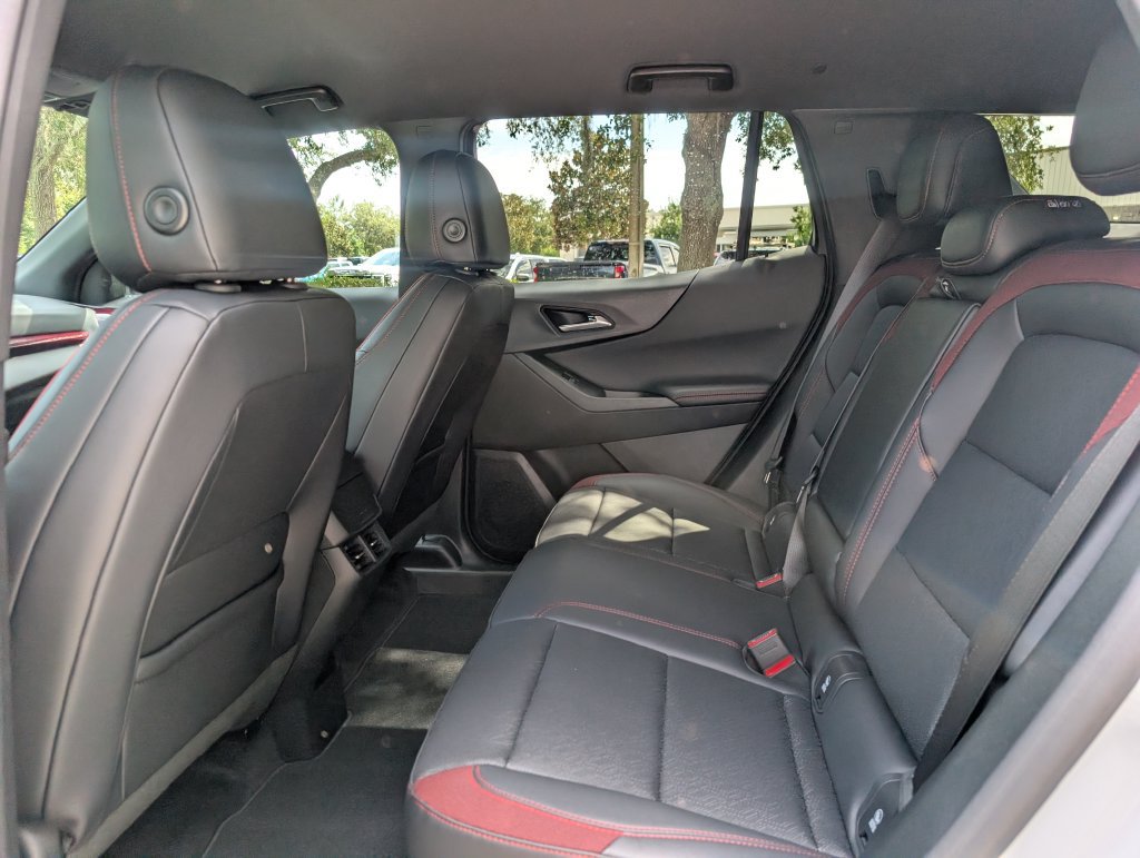 New 2027 Chevrolet Equinox RS w/ Safety and Technology Package FWD image 14