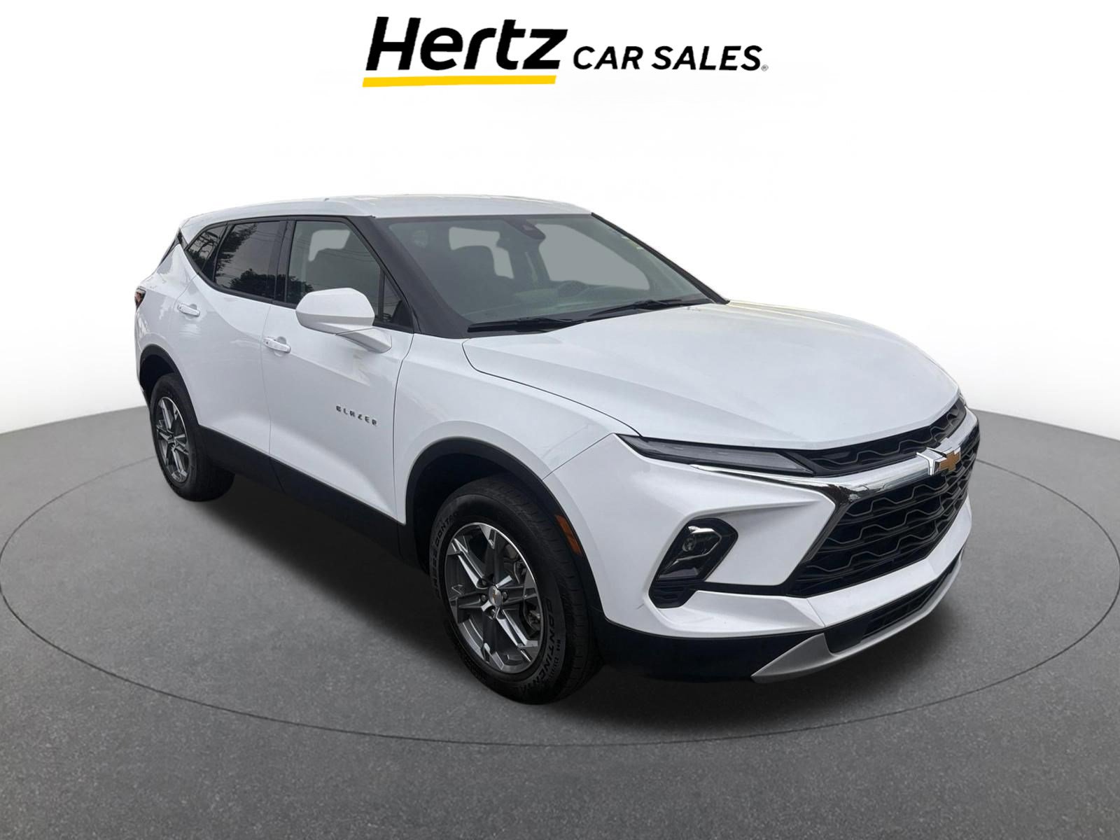 Used 2025 Chevrolet Blazer LT image 1