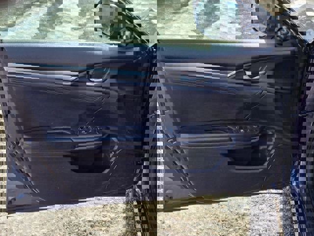 Used 2016 Honda Civic Touring image 10