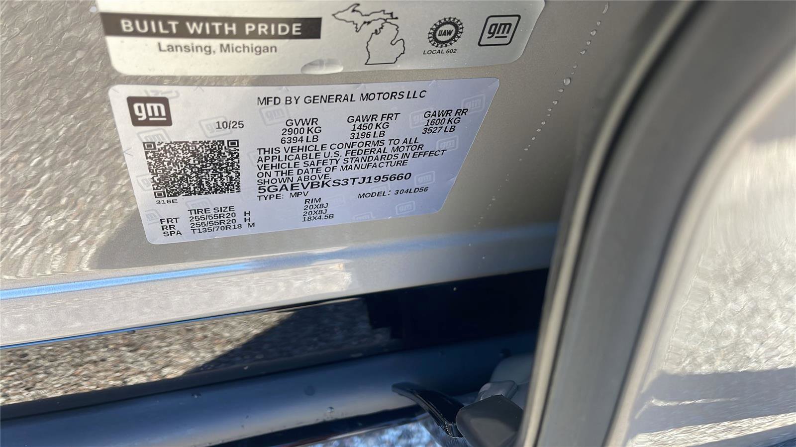 New 2026 Buick Enclave Sport Touring w/ Power Package image 28